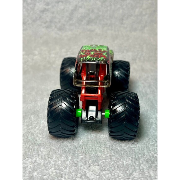 Exclusive Spin Master Monster Jam Supercharge Speedway Grave Digger Truck 1:64 - Picture 4 of 5